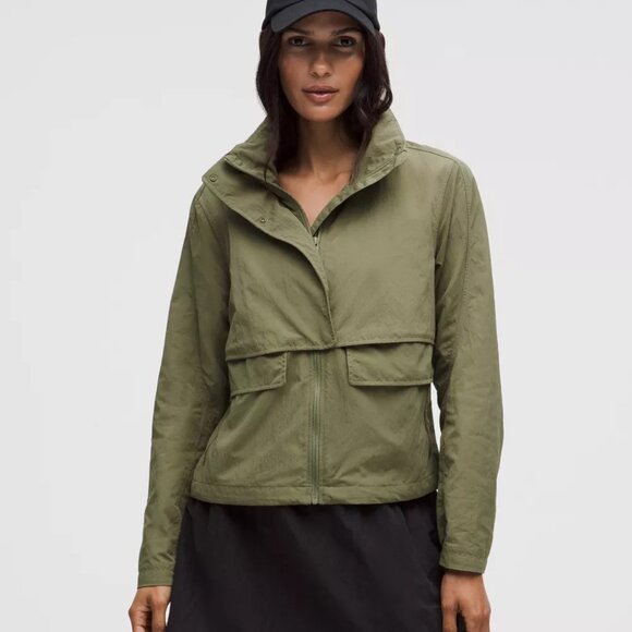 Lululemon Always Effortless Classic-Fit Jacket size 4 EUC, Color: Bay Leaf Green - Picture 1 of 8